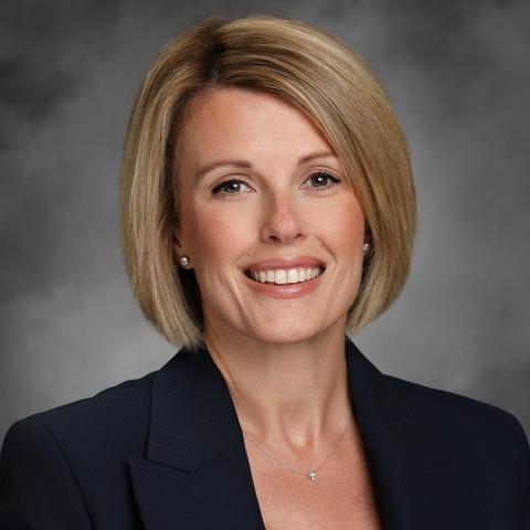 Nicole Campbell headshot